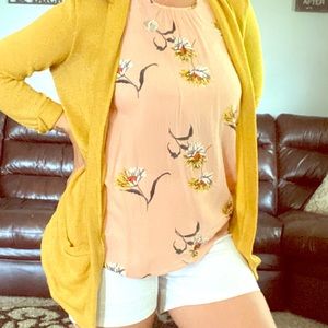 Floral sleeveless Blouse